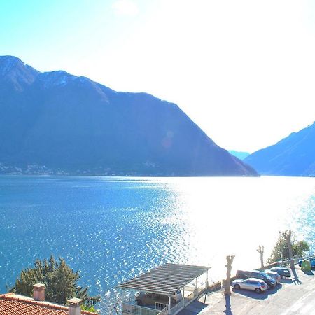 Apartment With Lake View Sala Comacina Bagian luar foto