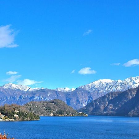 Apartment With Lake View Sala Comacina Bagian luar foto